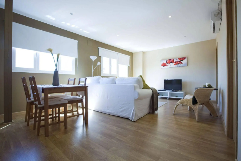 Apartamentos APR Numancia — отель в Мадриде, Испания