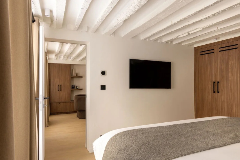 Luxury Apartment -2br-6p- Musee du Louvre — комфортный отель в Париже