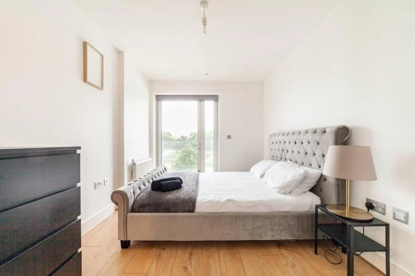 Immaculate 1-bed Apartment in London - Mydas Place — отзывы гостей и цены