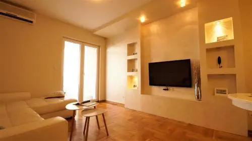 Цены на Lux Apartment 777 в Будва
