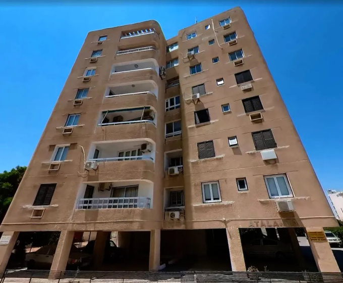 Цены на Sunrise SeaView Apartment в Ларнака