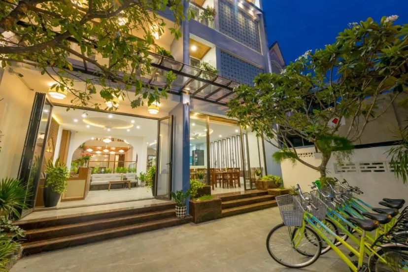 Brother Villa Hoi An — отель с удобствами в Дананге