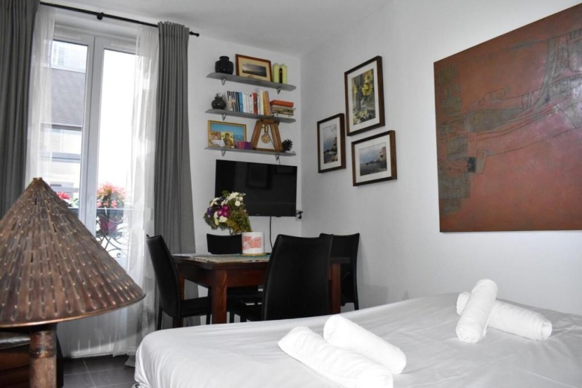 Charming Apartment near The Eiffel Tower — отзывы гостей и цены