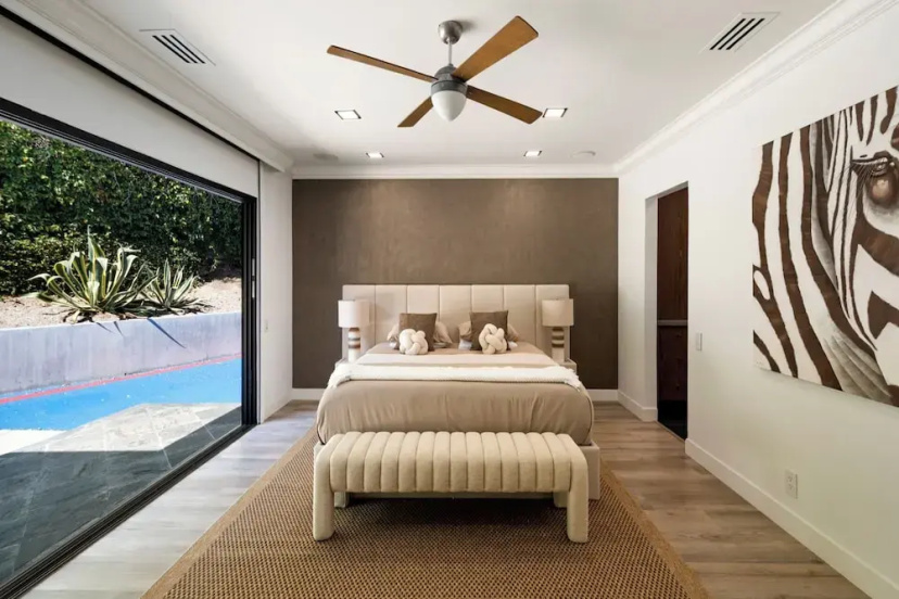 Valea Estate - Secluded Beverly Hills Retreat 1-acre Oasis — отель с удобствами в Лос-Анджелесе
