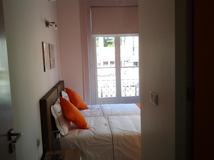 Inn-Chiado Restauradores Prime Suites — комфортный отель в Лиссабоне