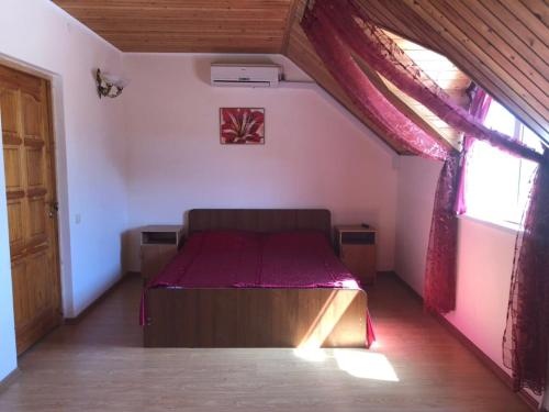 Guest House Dana — забронировать отель в Пицунда