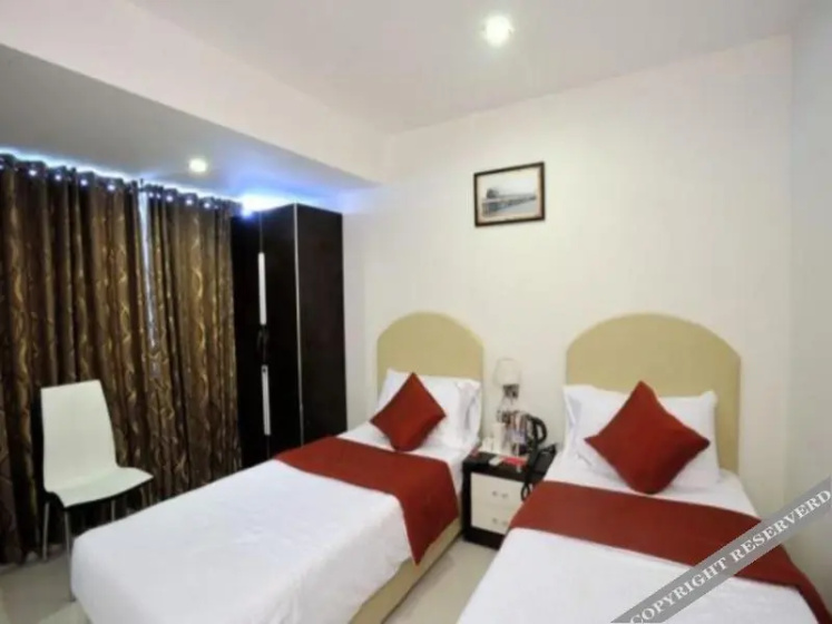 Signature Crest Hotels & Apartments — забронировать отель в Мумбаи