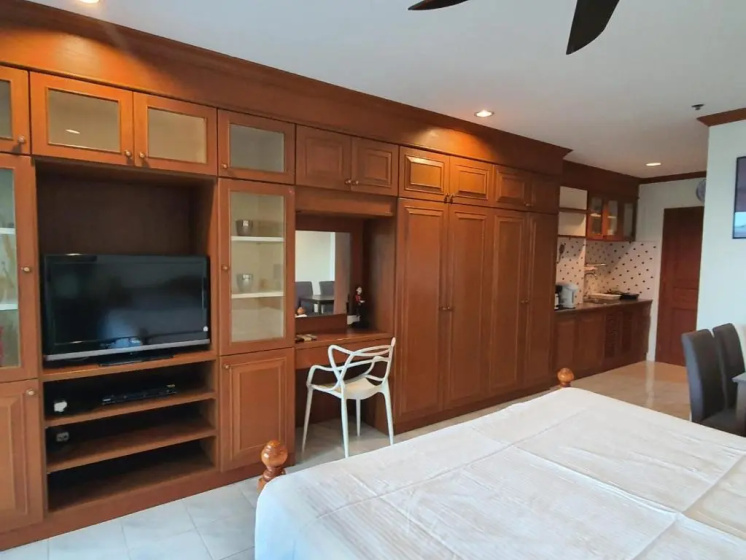 View Talay 2A Studios — забронировать отель в Паттайе