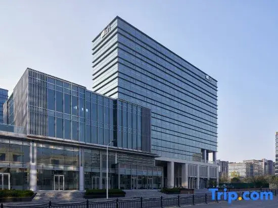 Aloft Shanghai Hongqiao 4 — отель в Шанхае, Китай