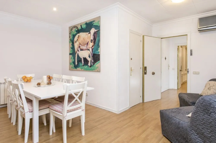 Stunning Apartment Bruc — отель с удобствами в Барселоне