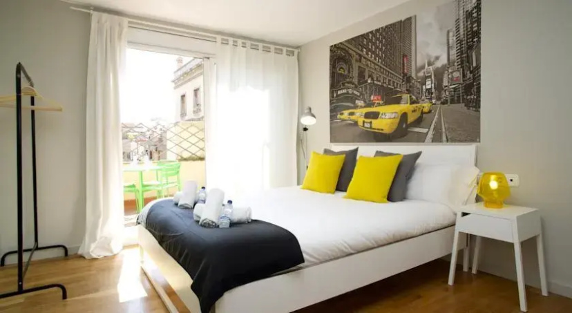 BarcelonaForRent Manhattan Suites — отель в Барселоне, Испания