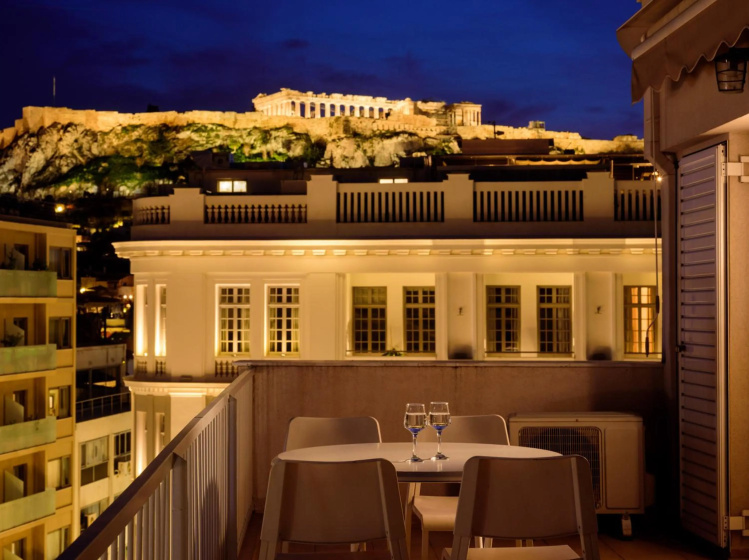 Ermou Acropolis View Apartment — комфортный отель в Афины