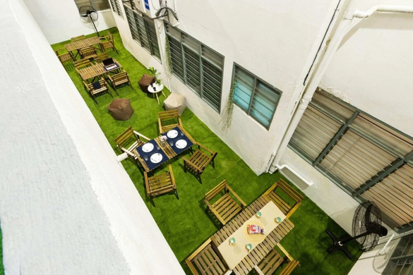 Цены на Comfy 4BR Apartment for 8 Guests in Brickfields, KL, Kuala Lumpur в Куала-Лумпуре