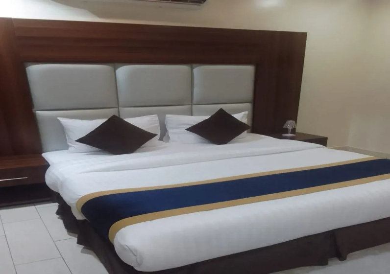 Night Star Furnished Apartments 2 — отель в Рияде, Саудовская Аравия