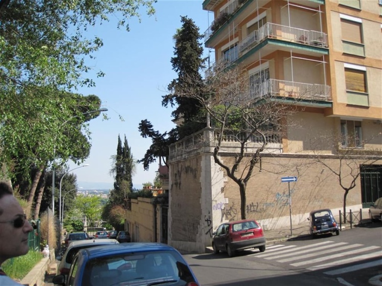 Comfortable Trastevere Apartment, Wifi, Parking — отель в Риме, Италия