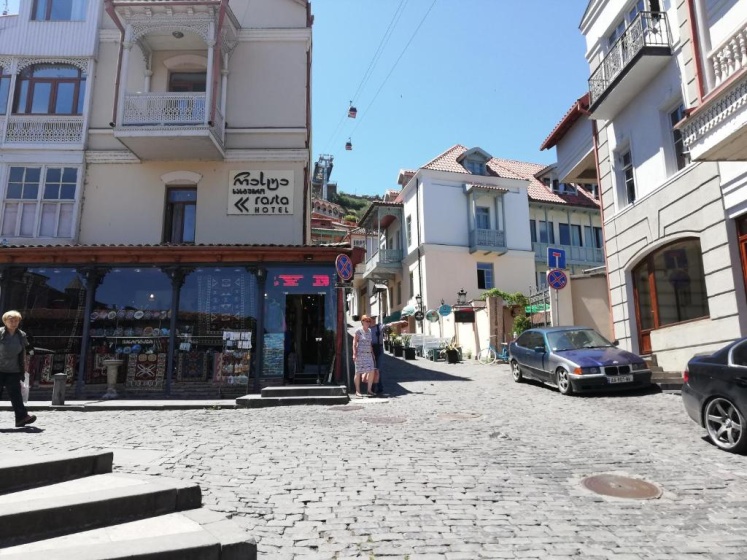 COMFORTABLE APARTMENT in the old TBILISI — комфортный отель в Тбилиси
