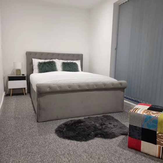 London Oasis Modern 2BR Apartment — отель в Лондоне, Соединенное Королевство