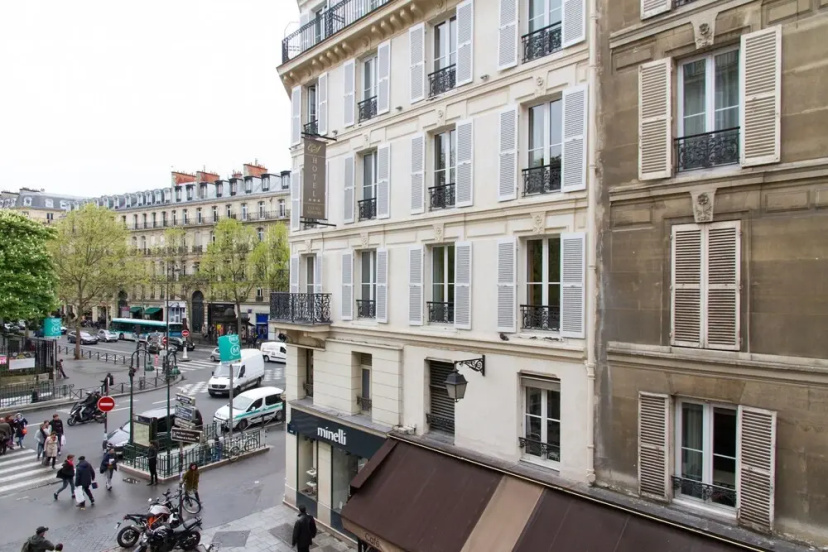 Цены на Saint Michel - Cluny Area Apartment в Париже