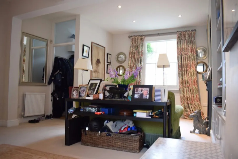 Beautiful 3bed Hammersmith Cottage — комфортный отель в Лондоне
