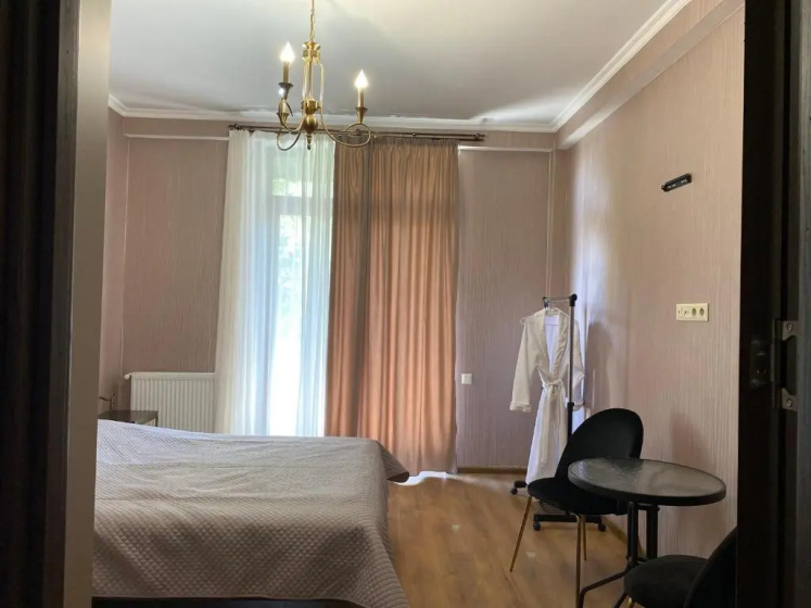 Guest House Four Seasons — комфортный отель в Тбилиси