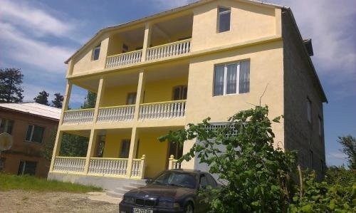 Nana's Guest House — отель с удобствами в Батуми