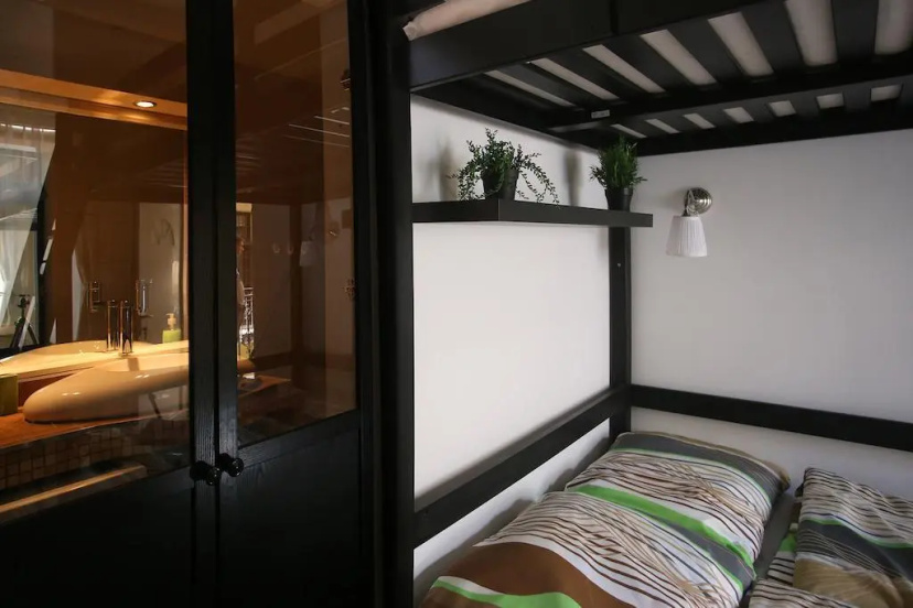 A Drop Mediterran Apartman — отель в Будапеште, Венгрия