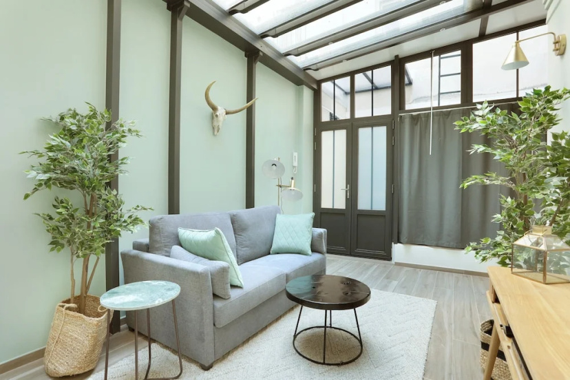 Sublime et neuf appartement Saint Germain des Pres ( Notre Dame Des Champs) — отель с удобным расположением в Париже