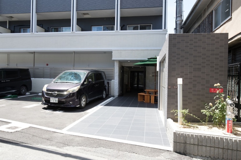 URO apt Tsuruhashi station — отель с удобным расположением в Осаке