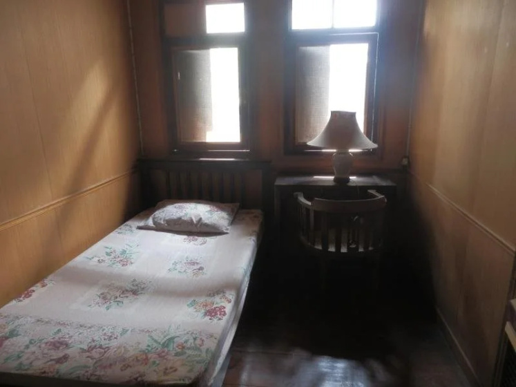Villa Guest House 1 — отель в Бангкоке, Таиланд