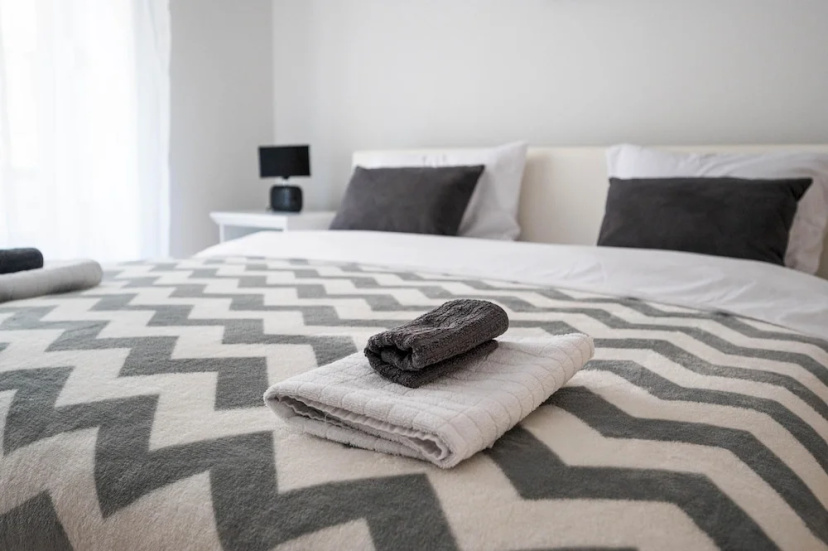Bright and Modern 1bdr Apartment in the Center — забронировать отель в Сараево