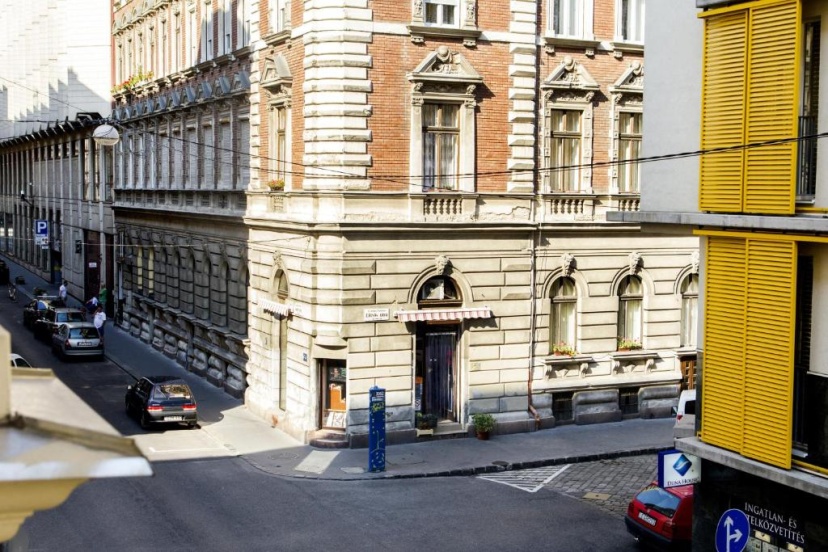 Eötvös Apartman — комфортный отель в Будапеште