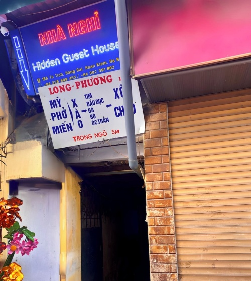 Hanoi Hidden Guest House 3 — отель в Ханое, Вьетнам