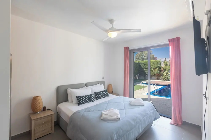 Ayia Napa Satin Villa Svi1 — забронировать отель в Айя-Напа