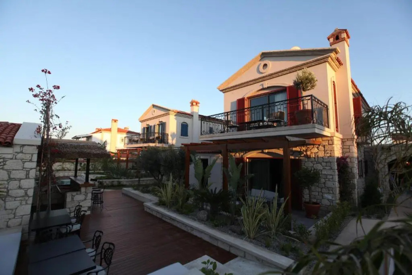 Nefes Hotel Alacati — отель с удобствами в Чешме