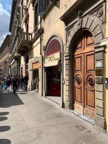 Acacia Firenze Apartments Artemisia-Angelica — отель с удобствами в Флоренции