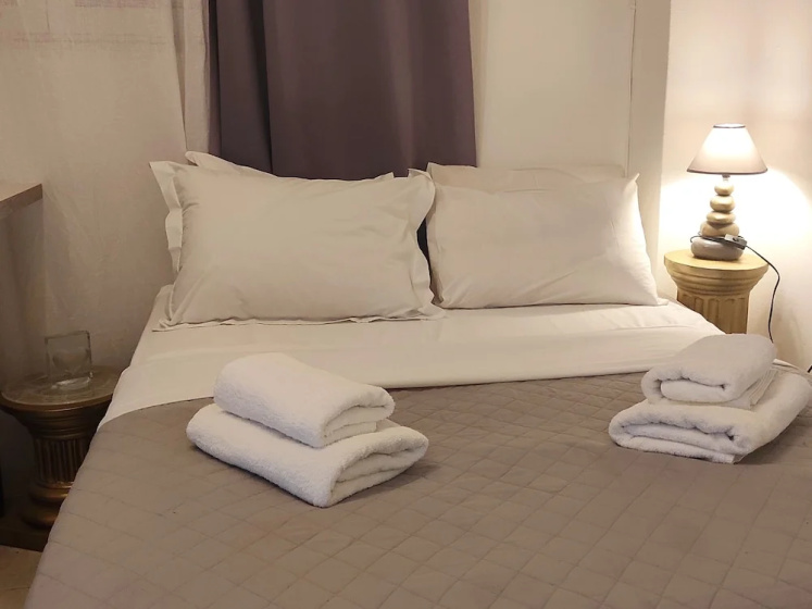 Lamda Vintage Apartment — забронировать отель в Афины