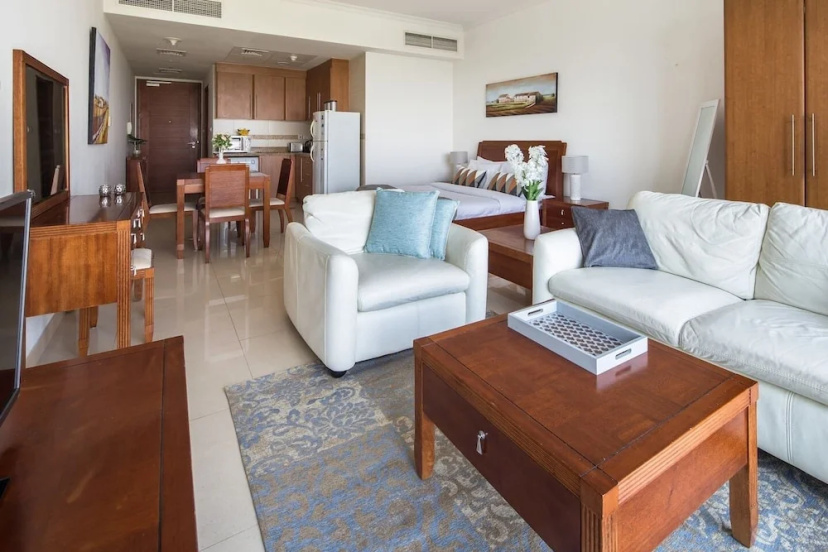 Spacious and Comfy Studio in Heart of Jlt! - Apartment in ดูไบ - Photo 1