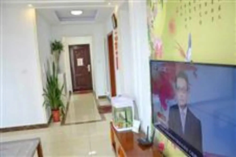 Цены на Blessed Family 2BR Apartment 9-601 в Циндао