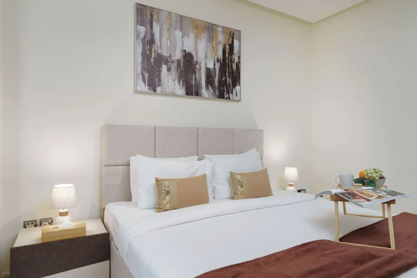Maison Privee - Urban Apt in Dubai Marina w/ Partial Sea Views — отзывы гостей и цены