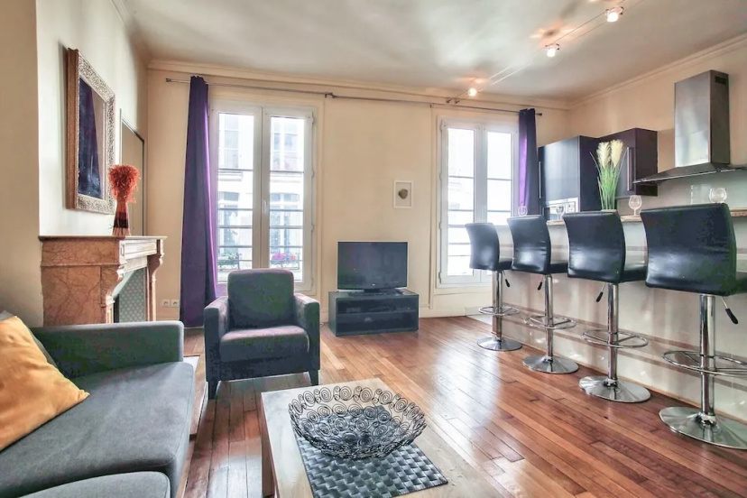 Цены на Appartement Tour Eiffel Sevres - Babylone 1 в Париже