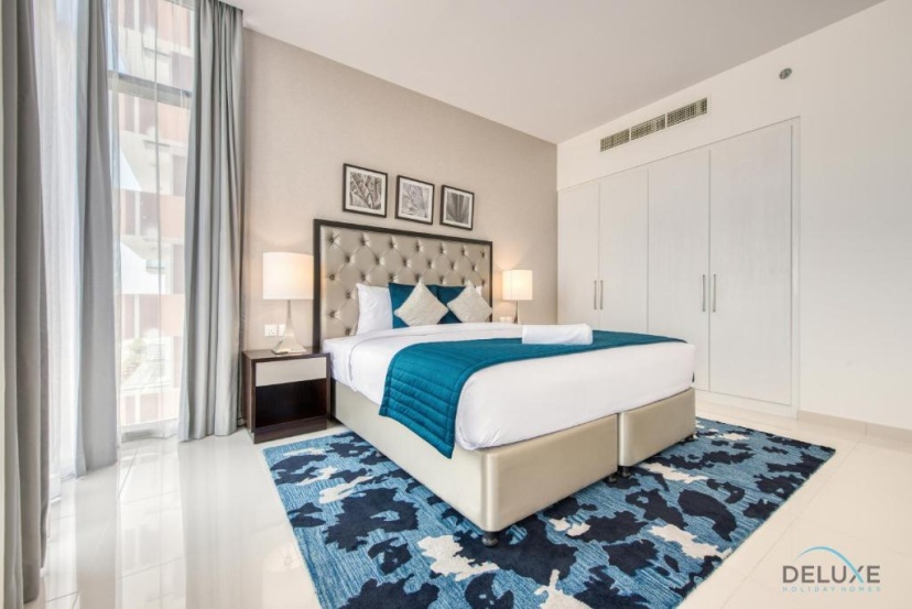 Luxury 1 Bedroom Apartment at DAMAC Celestia by Deluxe Holiday Homes — отель с удобствами в Дубае