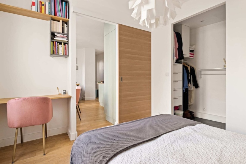 Apartment Nicely Decorated Between Bastille and Gare de Lyon — отель с удобным расположением в Париже