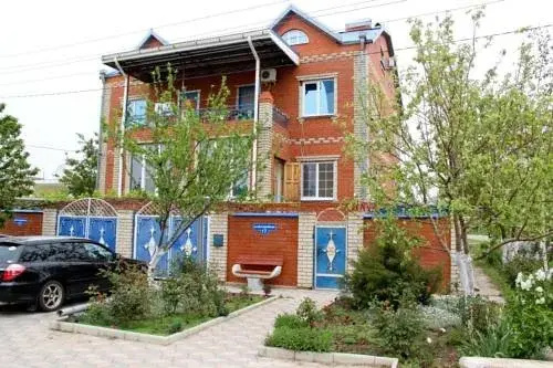 Guest house Battery 17 — забронировать отель в Витязево
