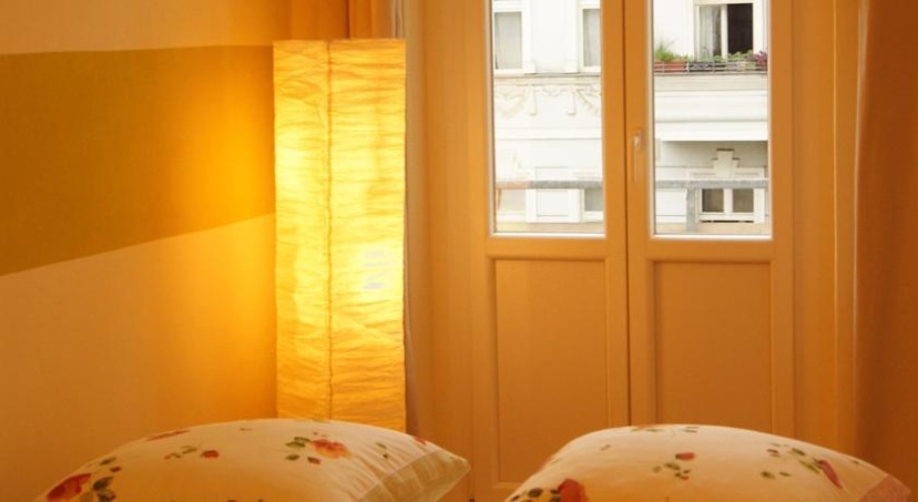 Apartment House Simon-Dach — отель в Берлине, Германия