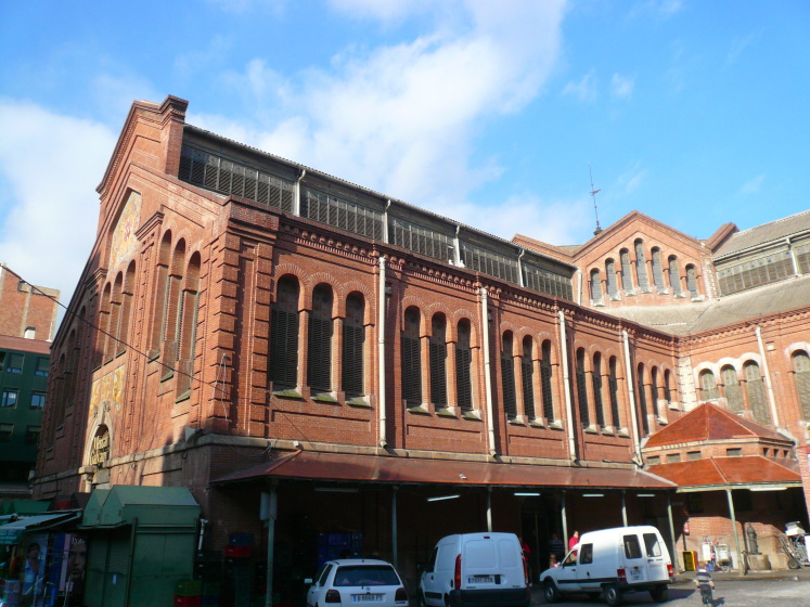 MIRALL,EN EL MEJOR BARRIO DE LA CIUDAD, frente a un mercado emblemático, rodeado de comercios y restaurantes y muy bien comunicado con todo. — отель в Барселоне, Испания