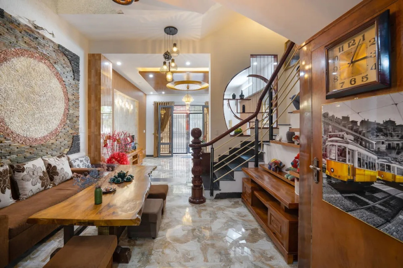 D&C House Luxury - Homestay Da Nang — забронировать отель в Дананге