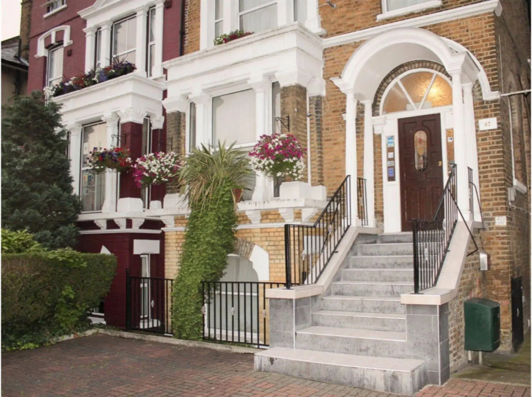 Цены на Lampton Guest House в Лондоне