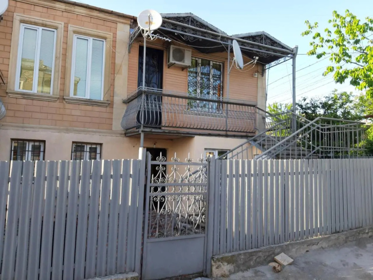 Holiday home Luka — отель с удобствами в Кутаиси