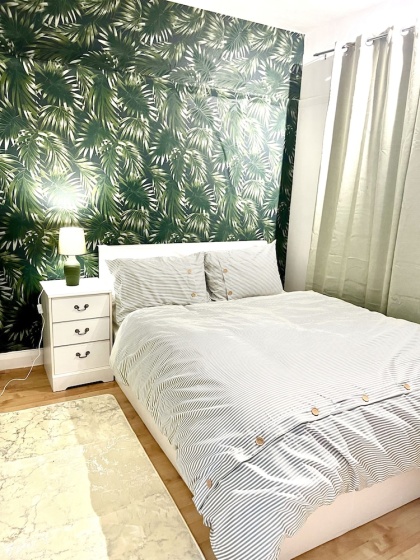 2 Beds Apartment in the Heart of Lewisham London — комфортный отель в Лондоне