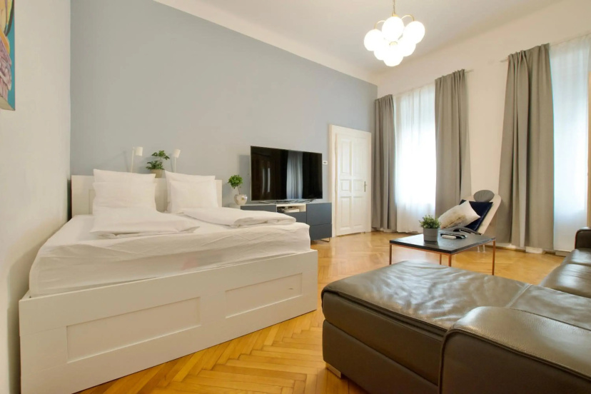 Standard Apartment by Hi5 - St. King street 16. — отзывы гостей и цены
